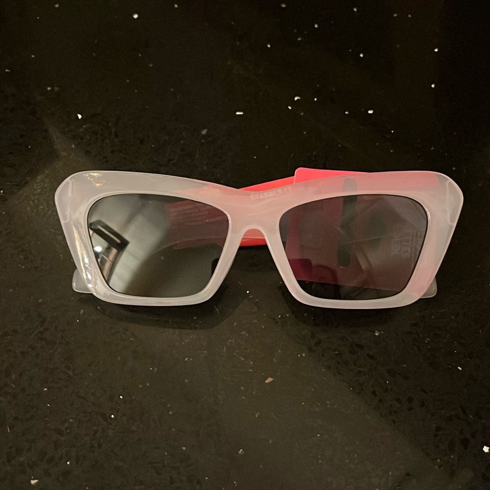 Modern retro‎ thick frame sunglasses NEW